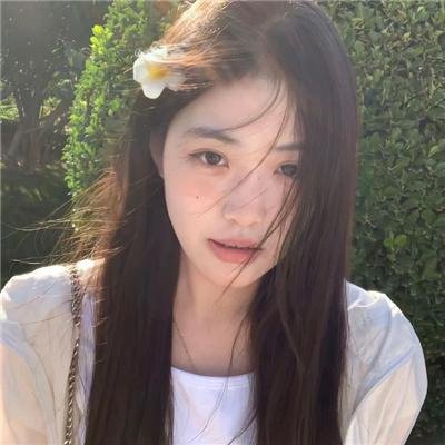 小安妮封面